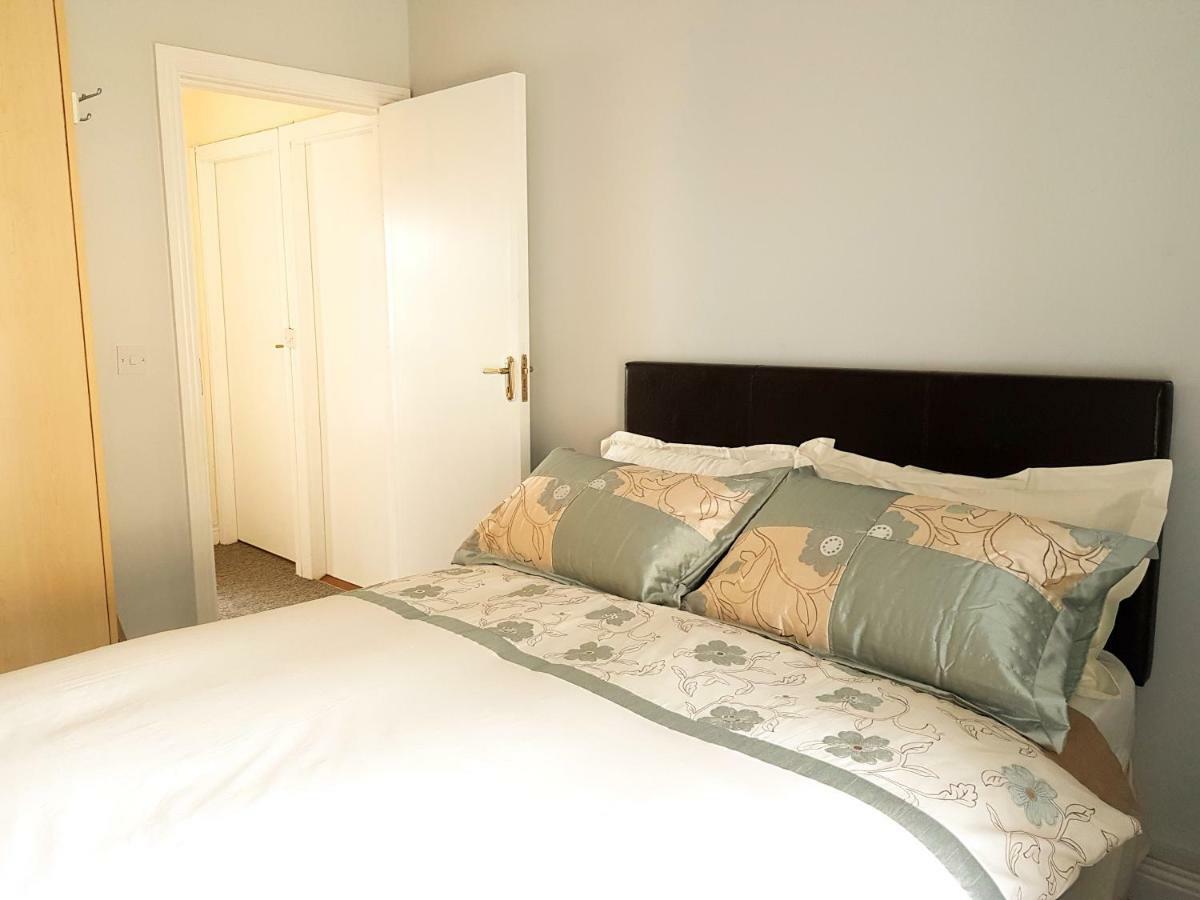 Townhouse In Centre Of Cobh Apartment Ngoại thất bức ảnh