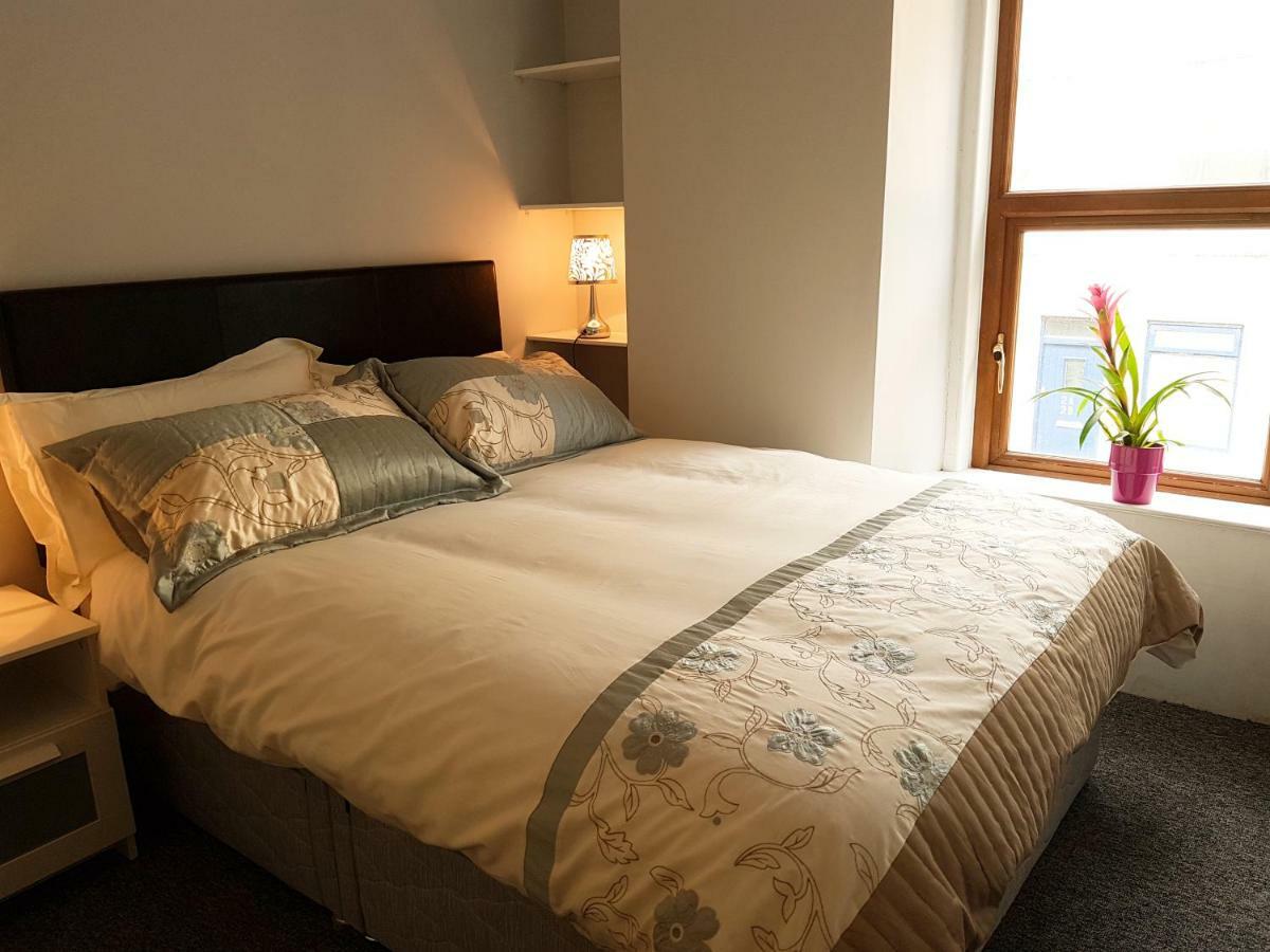 Townhouse In Centre Of Cobh Apartment Ngoại thất bức ảnh