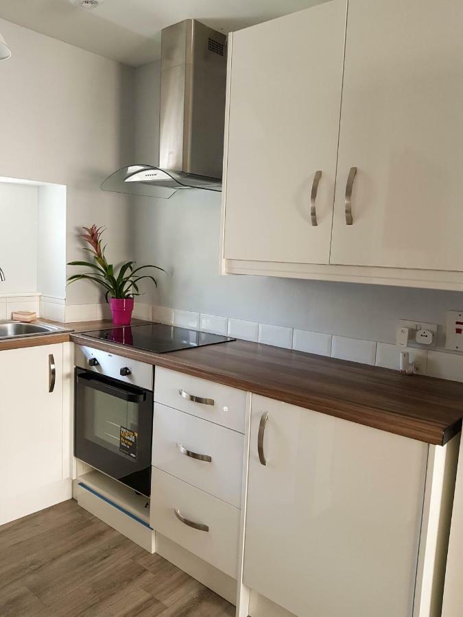 Townhouse In Centre Of Cobh Apartment Ngoại thất bức ảnh